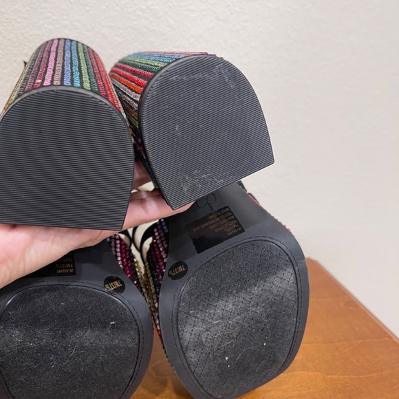 Jessica Simpson High Heel Jewel- studded Sandals - Picture 4 of 4